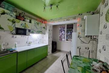 2-к квартира, 52 м², 1/3 эт.