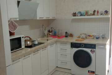 3-к квартира, 100 м², 1/3 эт.