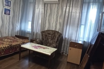 1-к квартира, 30 м², 1/3 эт.