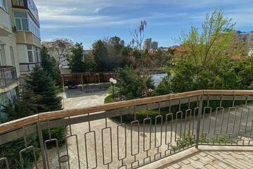 2-к квартира, 106 м², 2/3 эт.