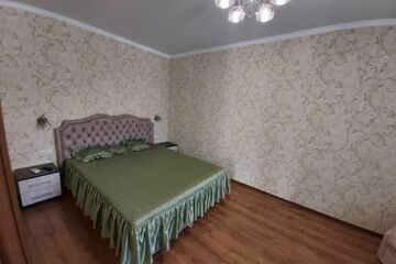 4-к квартира, 80 м², 2/2 эт.