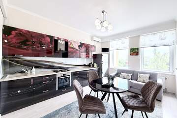 3-к квартира, 115 м², 4/6 эт.